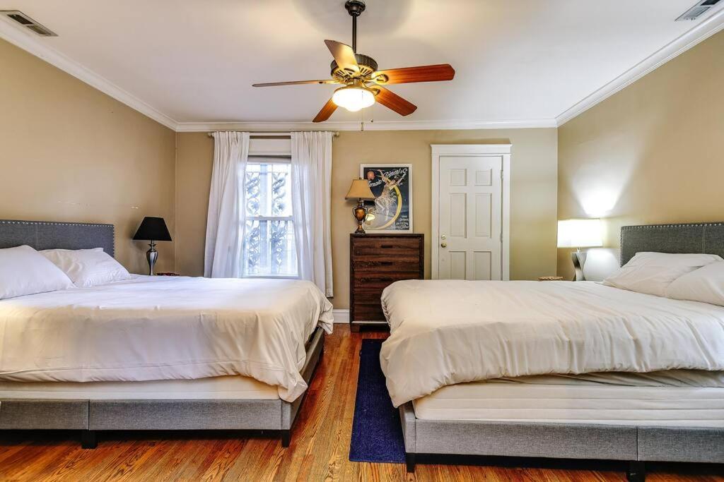Апартаменты Historic And Unique Brownstone In Gold Coast - Downtown - 3 Чикаго Экстерьер фото