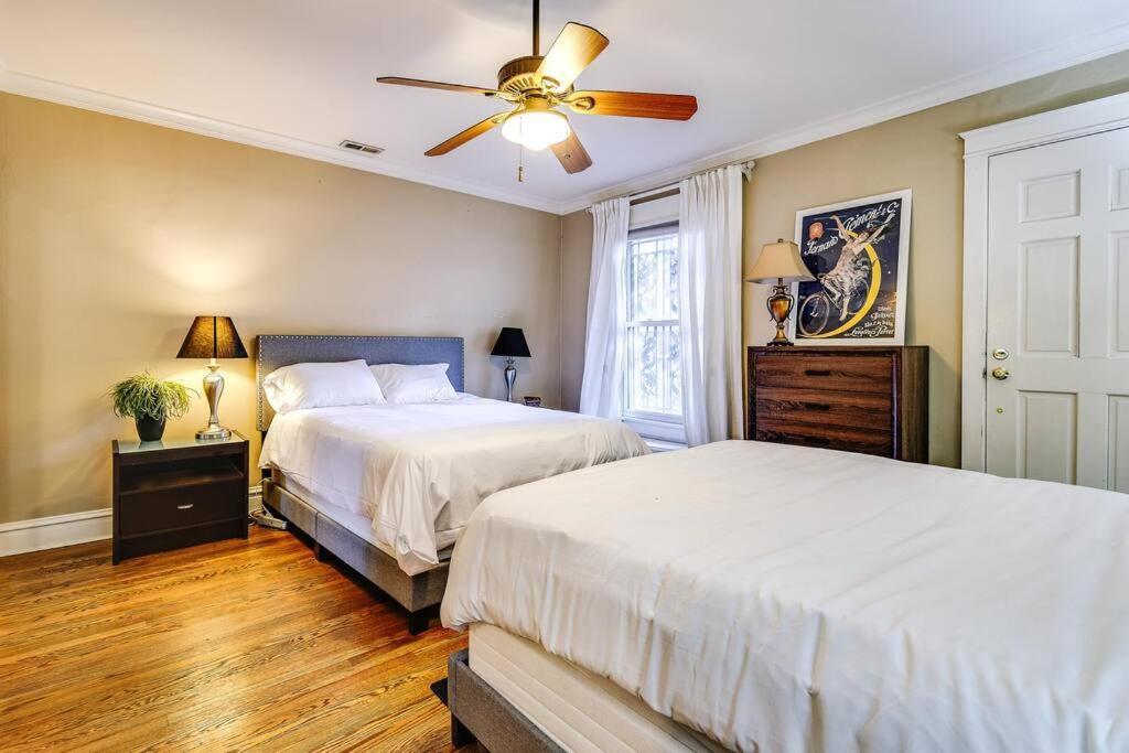 Апартаменты Historic And Unique Brownstone In Gold Coast - Downtown - 3 Чикаго Экстерьер фото